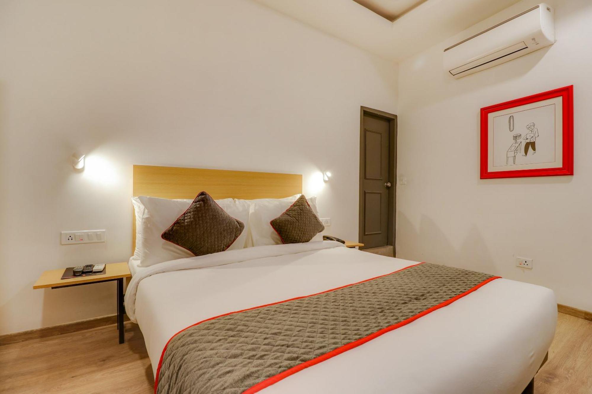Townhouse Woodland Hotel Nagpur Exterior photo