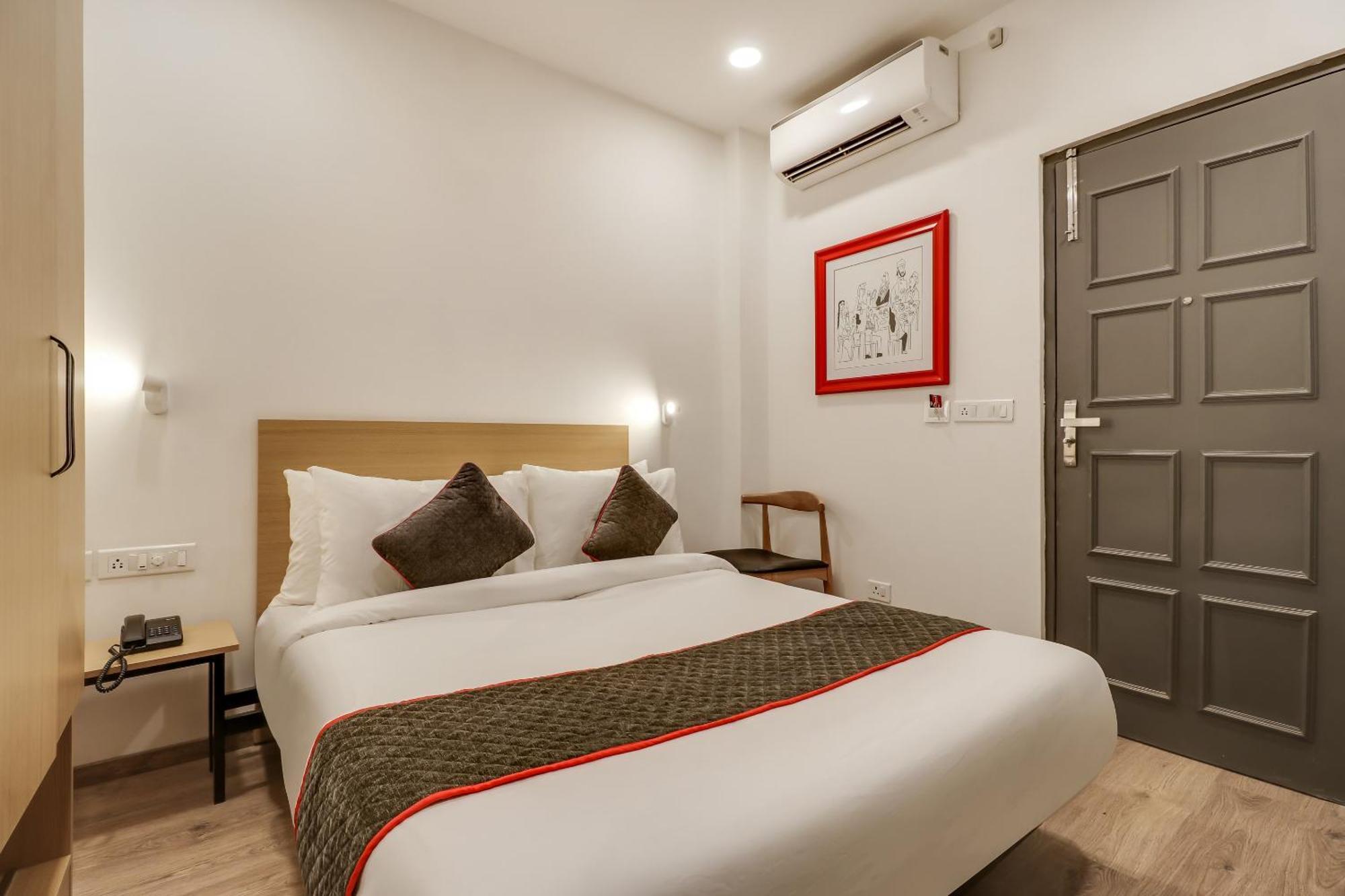 Townhouse Woodland Hotel Nagpur Exterior photo
