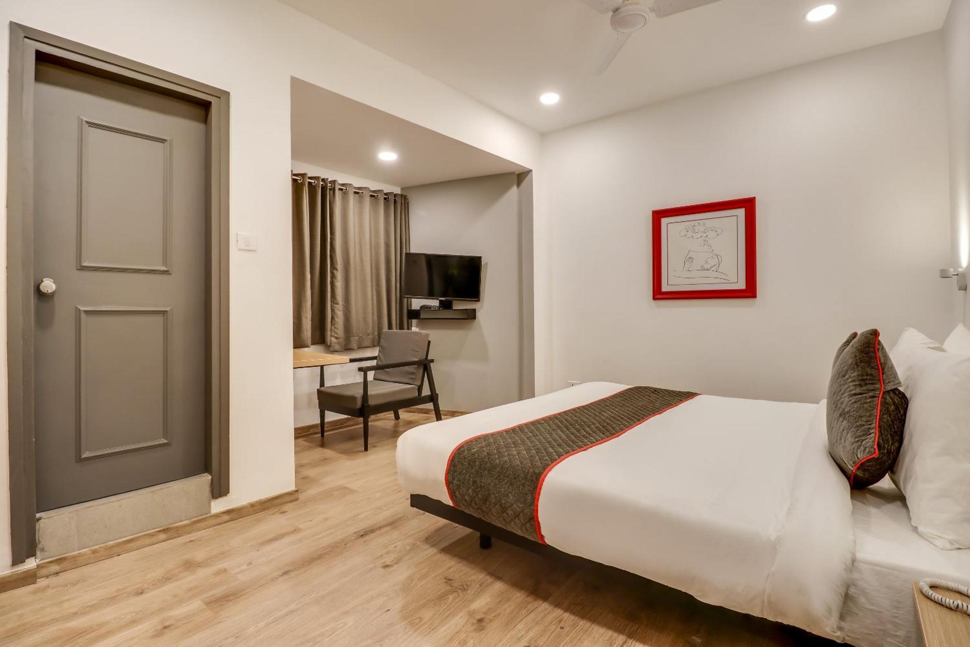 Townhouse Woodland Hotel Nagpur Exterior photo