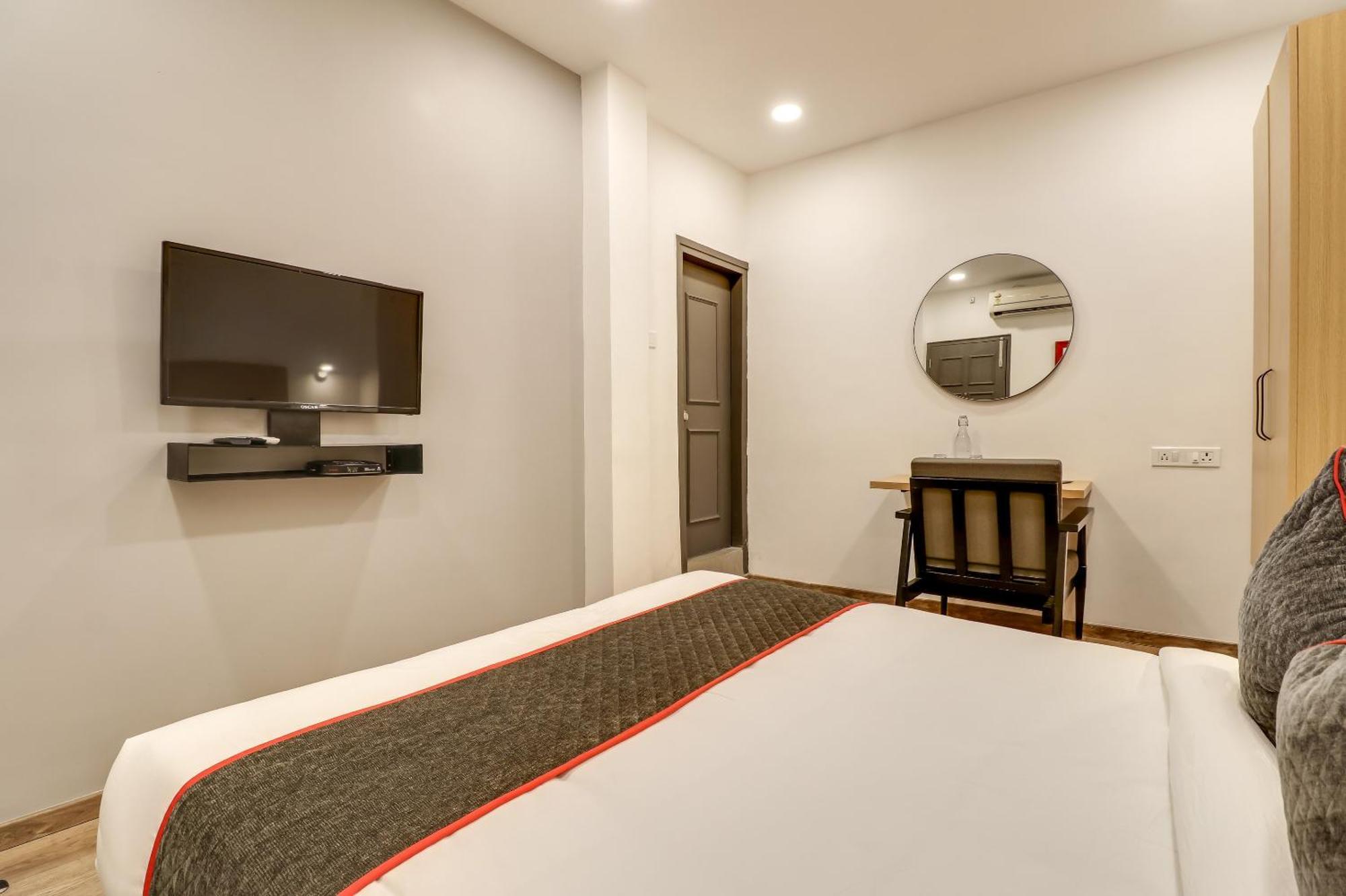 Townhouse Woodland Hotel Nagpur Exterior photo