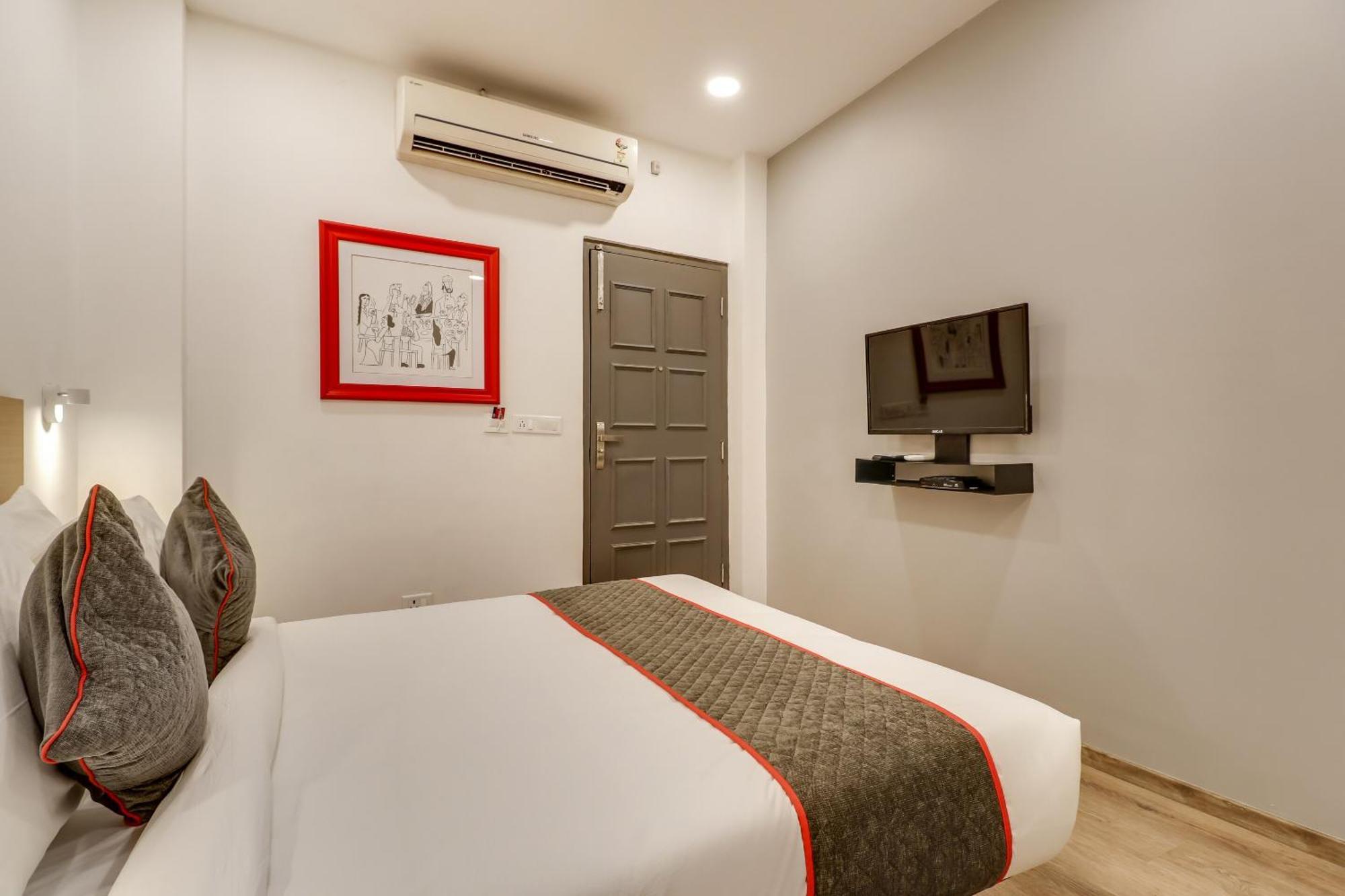 Townhouse Woodland Hotel Nagpur Exterior photo